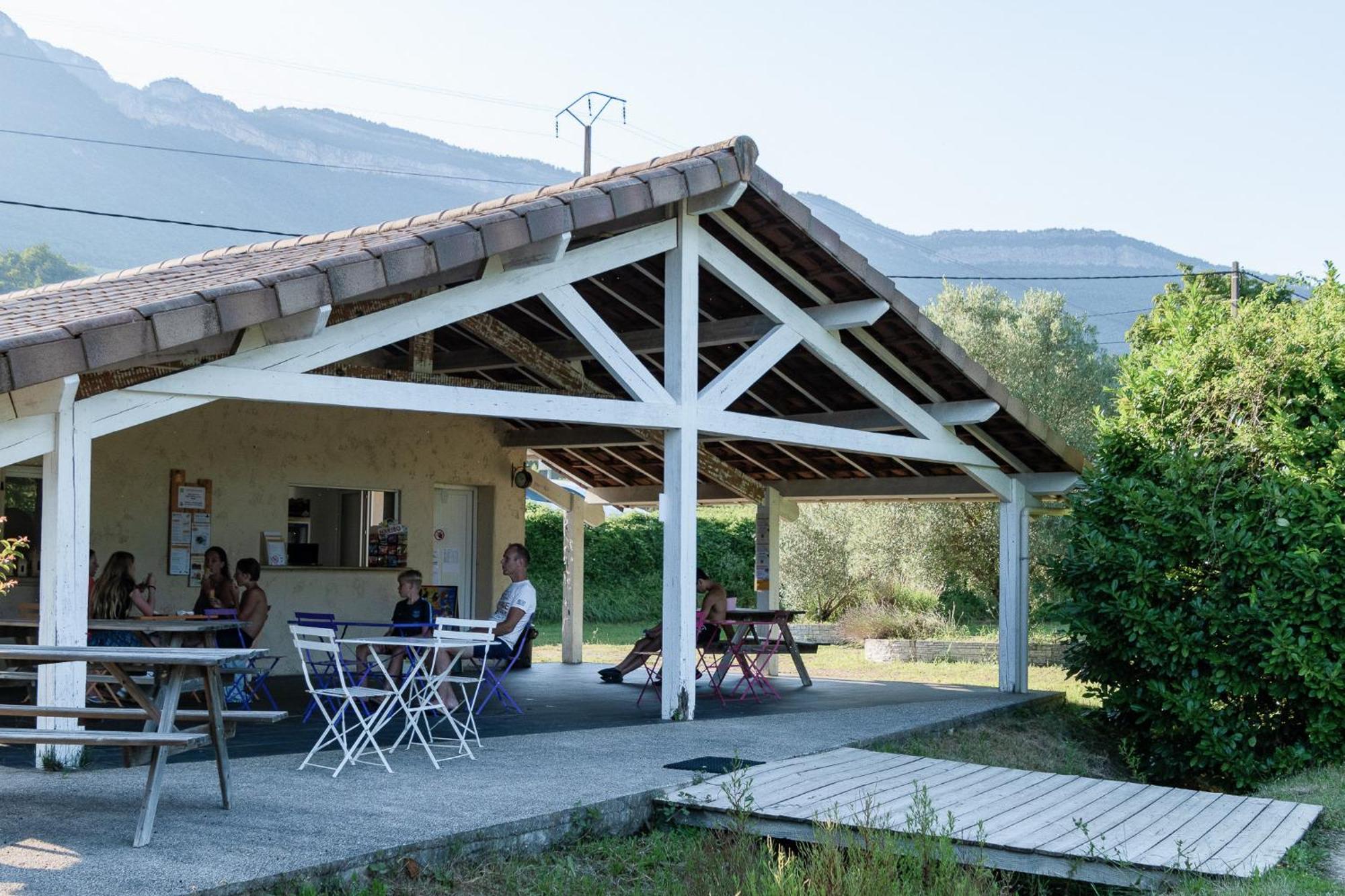 Camping Onlycamp Les Tuilleres Vercheny المظهر الخارجي الصورة